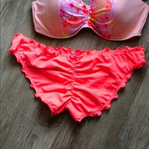 Victoria’s Secret VS Ruched Bikini Bottoms L Coral